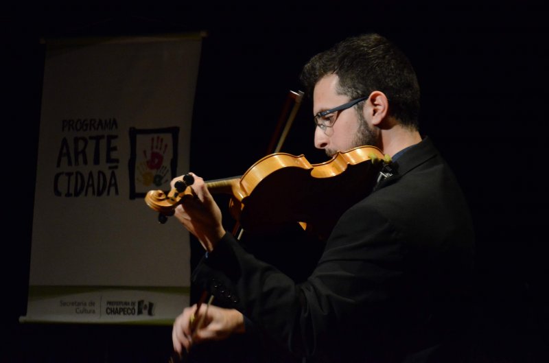 Inscrições abertas para instrutores de música, teatro e dança 
