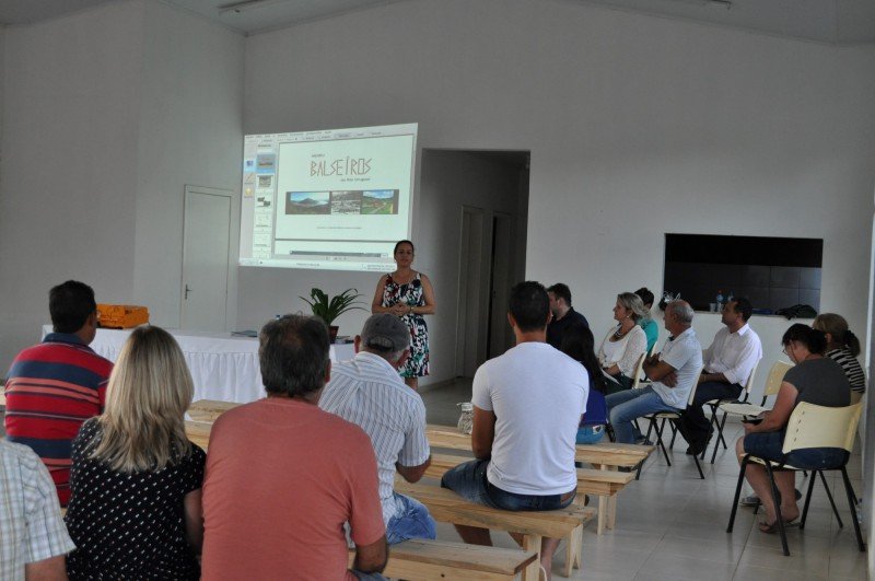 Projeto do Museu dos Balseiros do Rio Uruguai é apresentado a comunidade do Goio-Ên