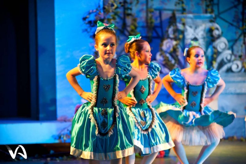 Escola de Artes comemora o Dia Internacional da Dança