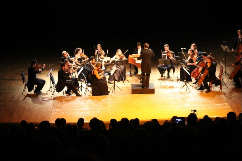 Camerata Florianópolis lota Teatro Municipal de Chapecó